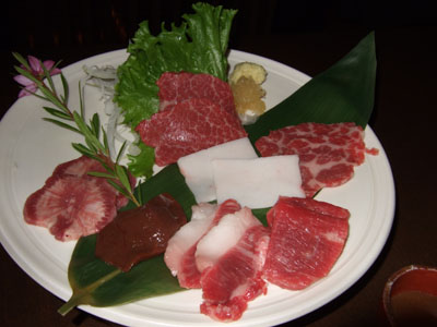 馬肉のおさしみ